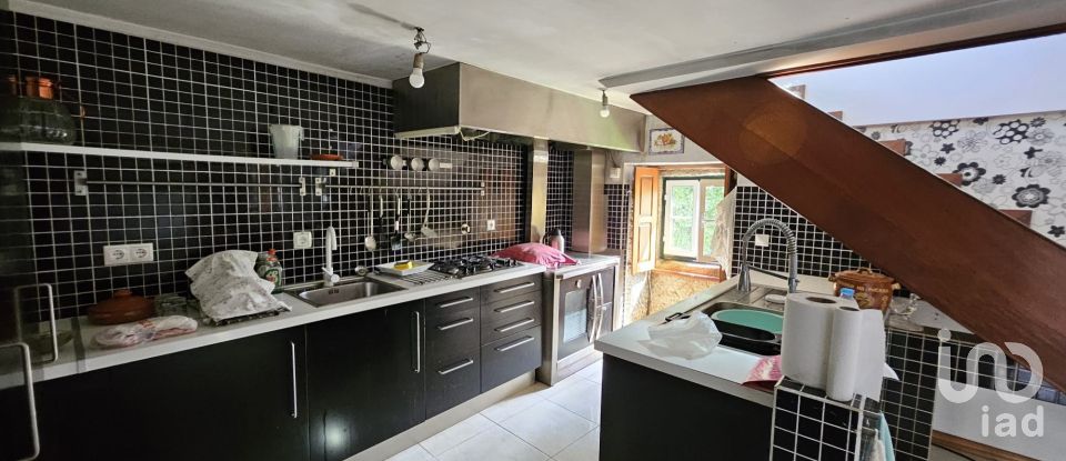 Maison de village T4 à Chave de 294 m²