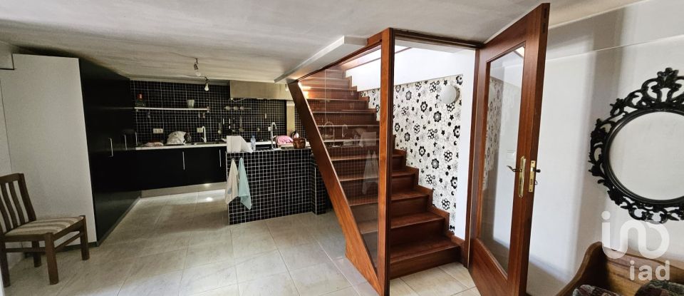 Maison de village T4 à Chave de 294 m²