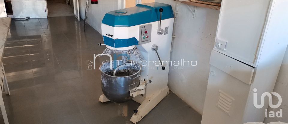 Boutique/Local commercial à Vilar Formoso de 252 m²