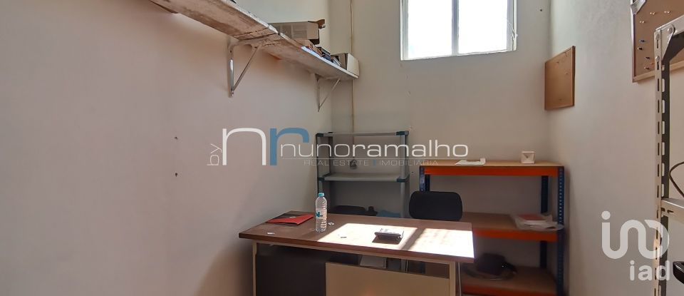 Boutique/Local commercial à Vilar Formoso de 252 m²