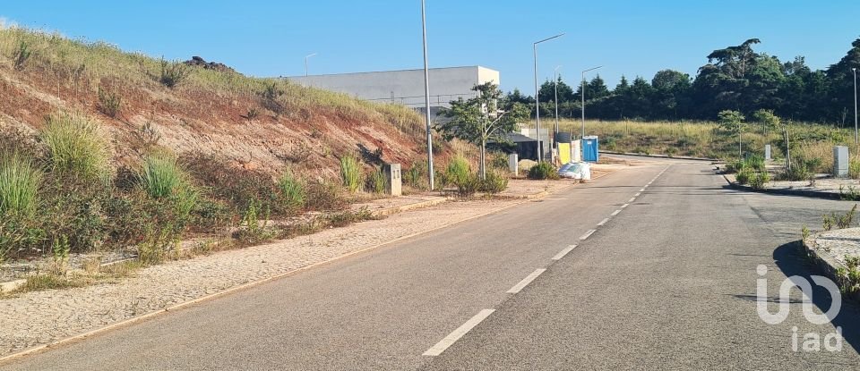 Terreno em Caldas da Rainha - Santo Onofre e Serra do Bouro de 639 m²
