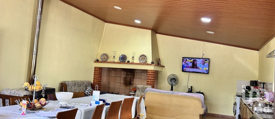 Casa tradicional T3 em Azoia de Cima e Tremês de 302 m²