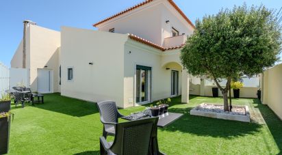 Gîte T3 à Encarnação de 305 m²