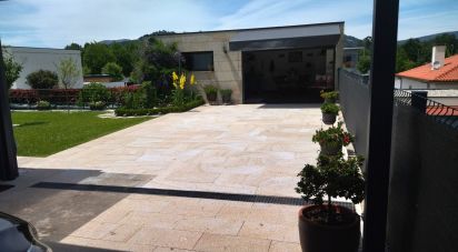Maison traditionnelle T3 à Arca e Ponte de Lima de 205 m²