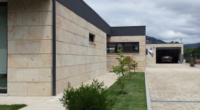 Maison traditionnelle T3 à Arca e Ponte de Lima de 205 m²