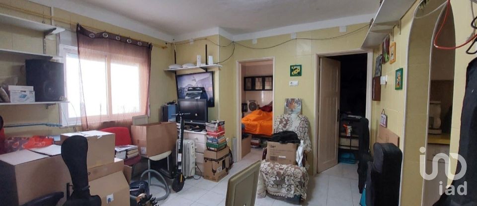 Moradia T3 em Quelfes de 51 m²