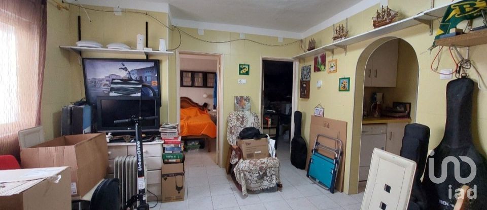 Moradia T3 em Quelfes de 51 m²