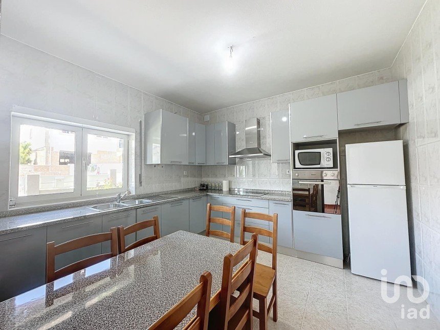 Moradia T7 em Santa Cruz/Trindade E Sanjurge de 320 m²