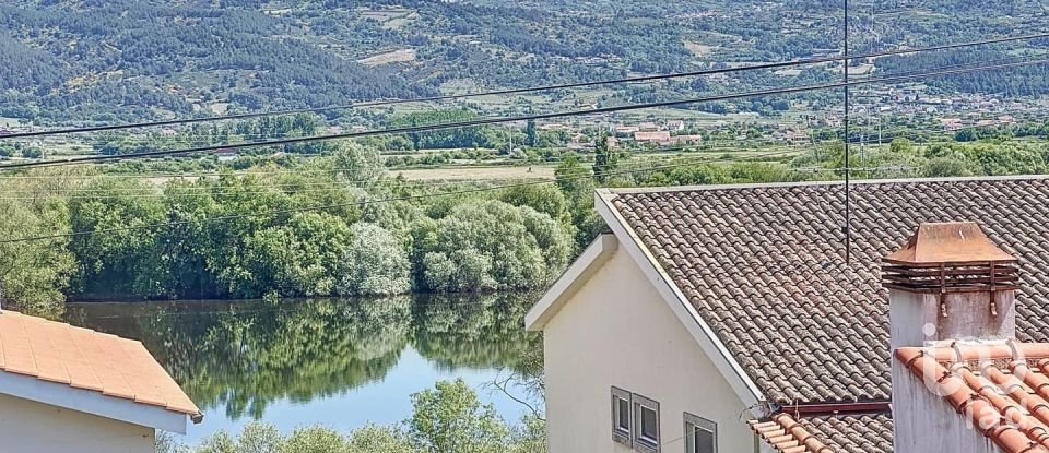 Moradia T7 em Santa Cruz/Trindade E Sanjurge de 320 m²