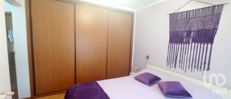 Moradia T3 em Venda do Pinheiro e Santo Estêvão das Galés de 281 m²