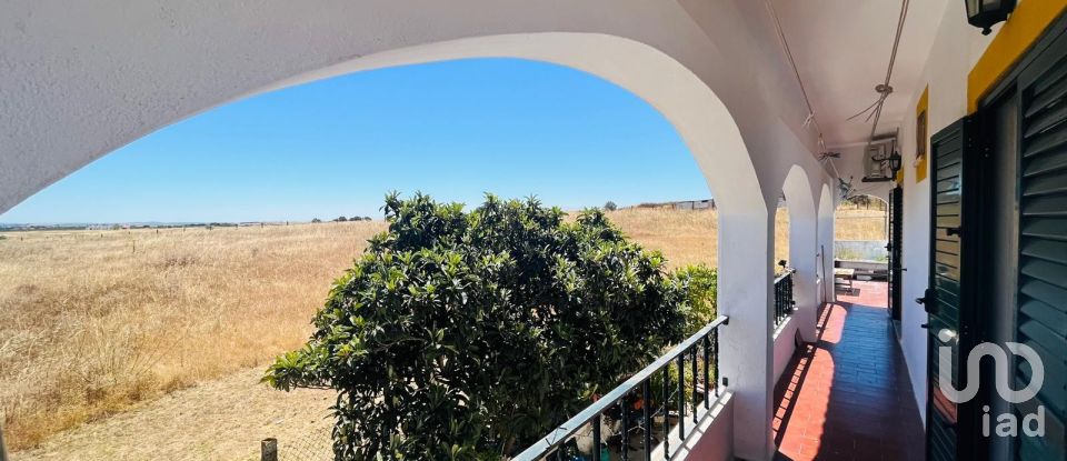 Moradia T5 em Beja (Salvador e Santa Maria da Feira) de 275 m²