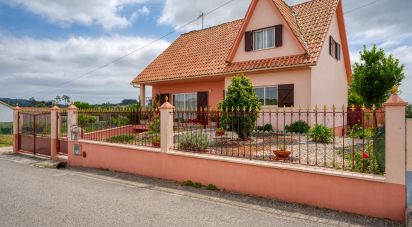 Maison traditionnelle T5 à Souto da Carpalhosa e Ortigosa de 197 m²