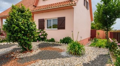 Maison traditionnelle T5 à Souto da Carpalhosa e Ortigosa de 197 m²