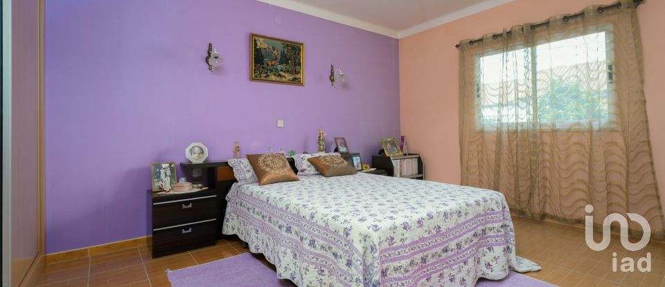 Casa tradicional T5 em Souto da Carpalhosa e Ortigosa de 197 m²