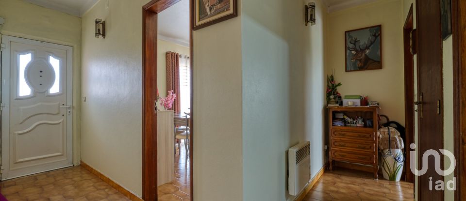 Casa tradicional T5 em Souto da Carpalhosa e Ortigosa de 197 m²