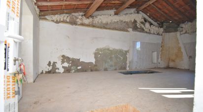 Maison de village T2 à Lamas de 151 m²