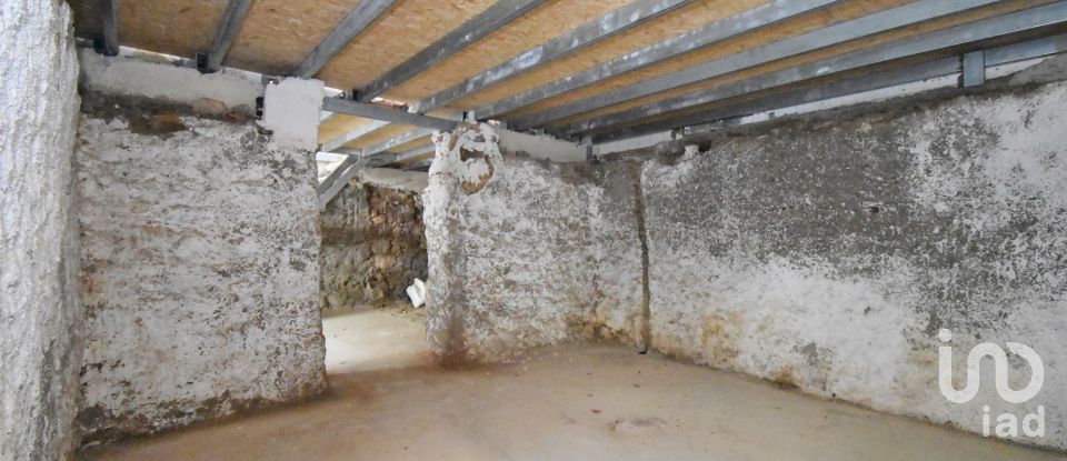 Casa de aldeia T2 em Lamas de 151 m²