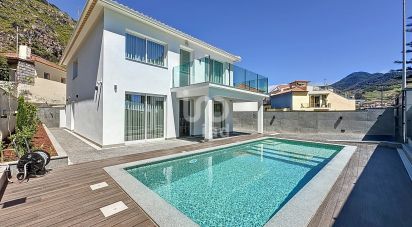 Maison T4 à Machico de 155 m²
