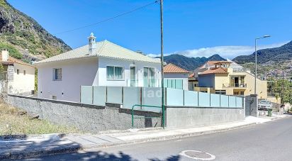 Maison T4 à Machico de 155 m²