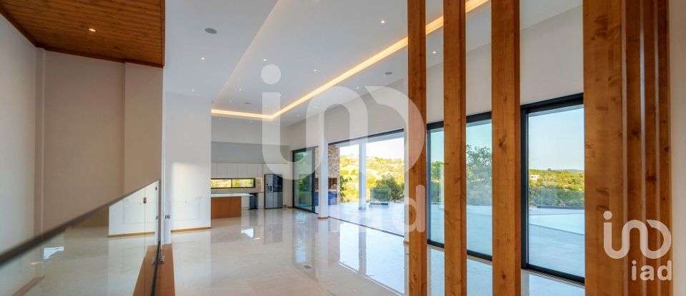 Moradia T4 em Loulé (São Sebastião) de 235 m²