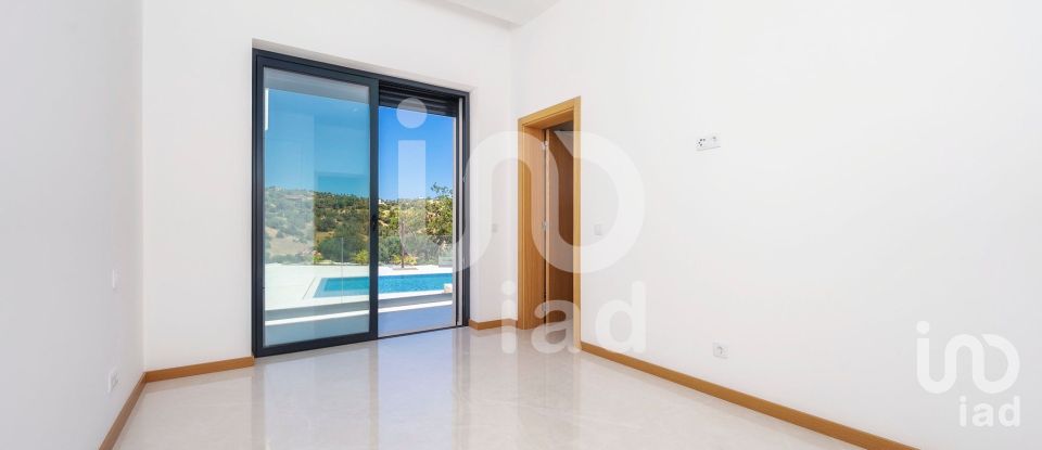 Moradia T4 em Loulé (São Sebastião) de 235 m²