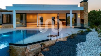 Maison T4 à Loulé (São Sebastião) de 235 m²