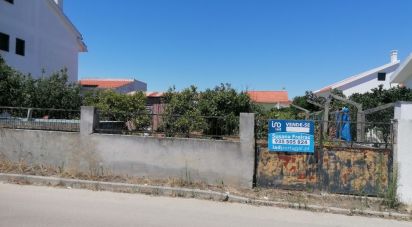 Terrain à Fernão Ferro de 350 m²