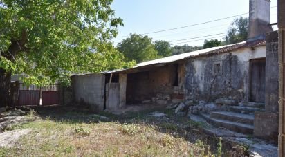 Village house T2 in Degracias e Pombalinho of 403 m²