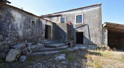 Village house T2 in Degracias e Pombalinho of 403 m²