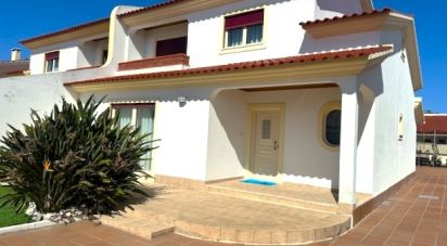 Demeure T4 à Monte Real e Carvide de 167 m²