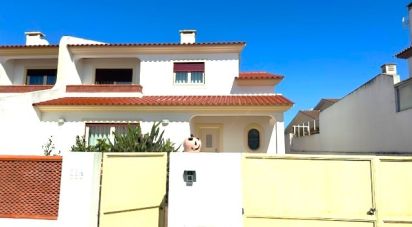 Demeure T4 à Monte Real e Carvide de 167 m²