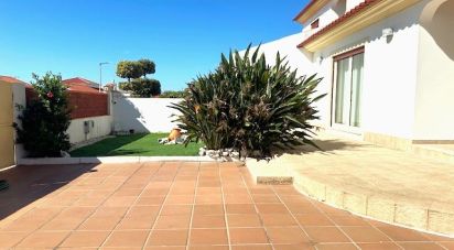 Demeure T4 à Monte Real e Carvide de 167 m²