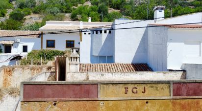 Maison de village T3 à Salir de 183 m²