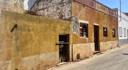 Maison de village T3 à Salir de 183 m²