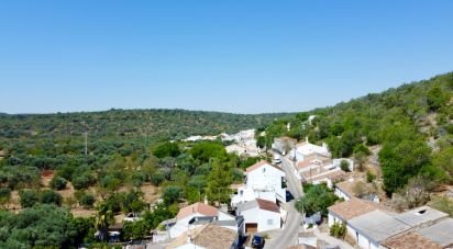 Maison de village T3 à Salir de 183 m²