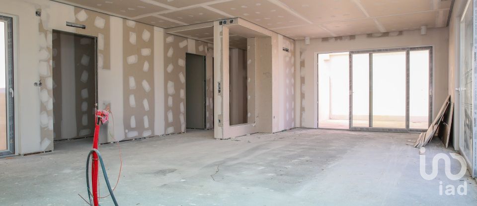 Casa T3 em Lourinhã e Atalaia de 145 m²