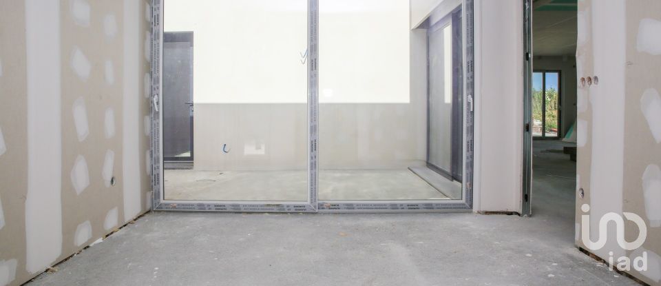 Casa T3 em Lourinhã e Atalaia de 145 m²