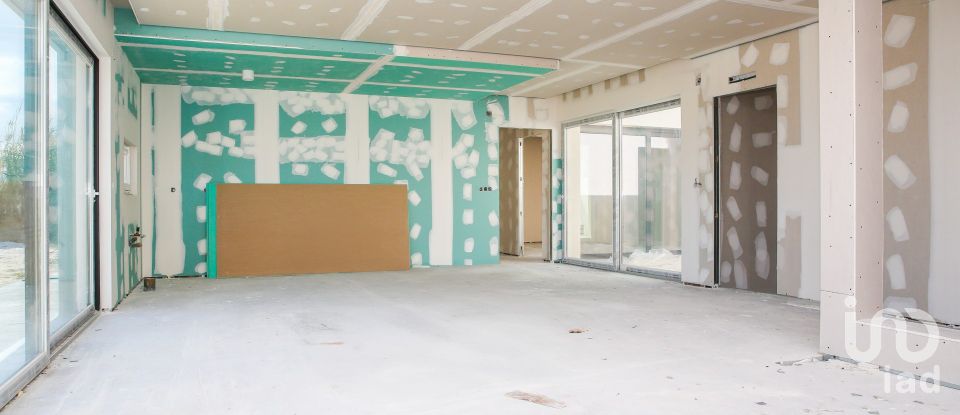 Casa T3 em Lourinhã e Atalaia de 145 m²