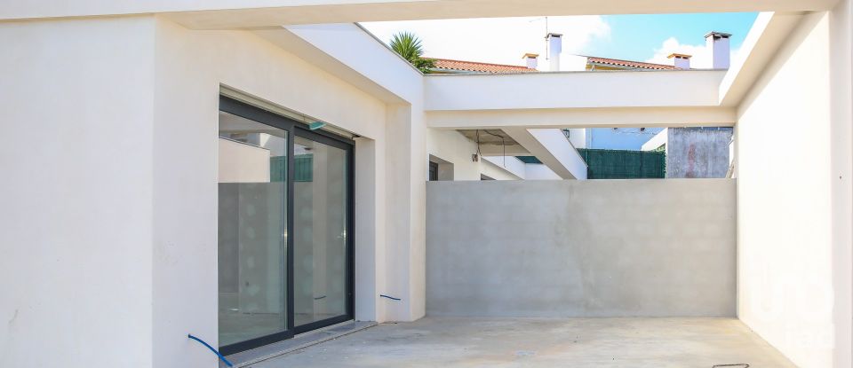 Casa T3 em Lourinhã e Atalaia de 145 m²