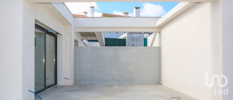 Casa T3 em Lourinhã e Atalaia de 145 m²