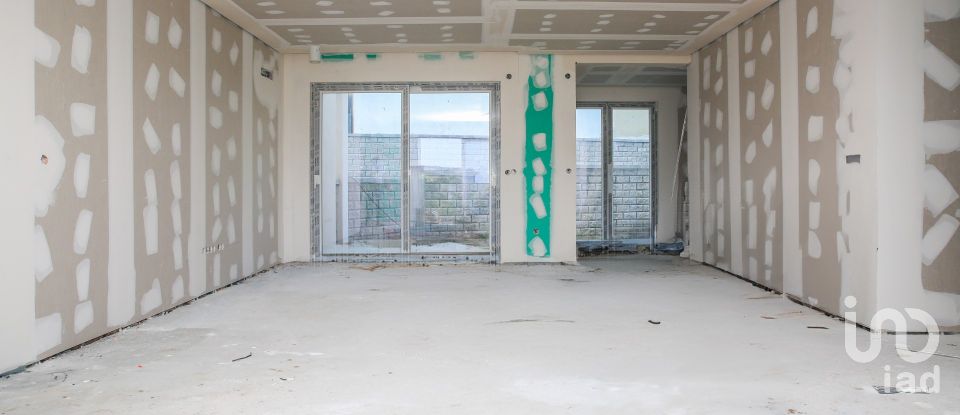 Maison T3 à Lourinhã e Atalaia de 160 m²