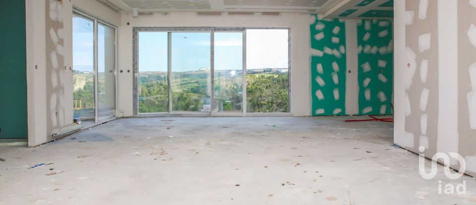 Maison T3 à Lourinhã e Atalaia de 160 m²