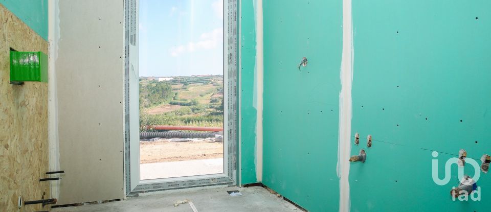 Maison T3 à Lourinhã e Atalaia de 160 m²