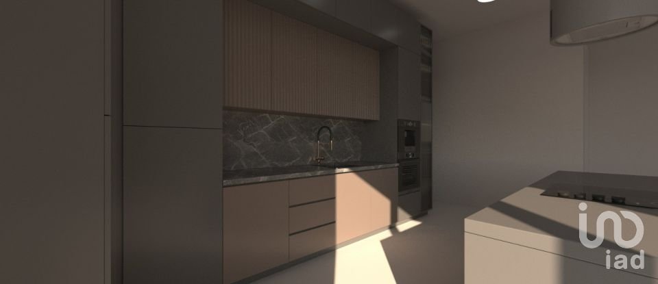 Casa T3 em Calheta de 241 m²