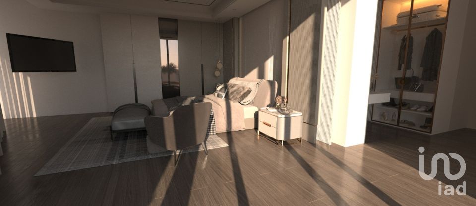 Casa T3 em Calheta de 241 m²