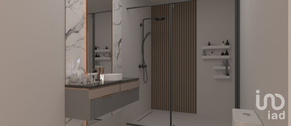 Casa T3 em Calheta de 241 m²