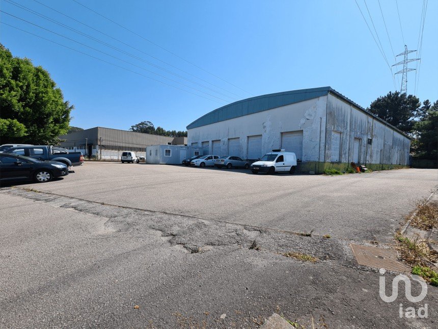 Armazém T35 em Mafamude e Vilar do Paraíso de 1 760 m²