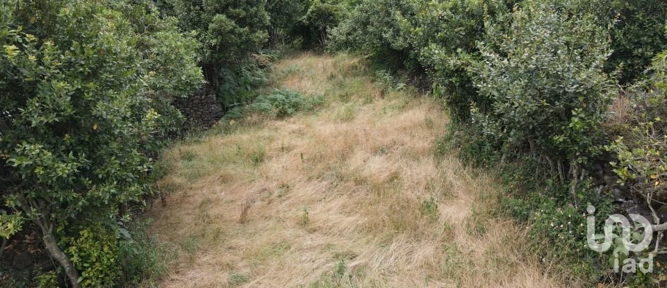 Terreno urbano em Lagoa (Nossa Senhora do Rosário) de 2 560 m²