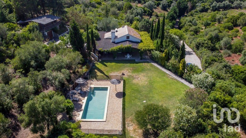 Moradia T3 em Sesimbra (Castelo) de 178 m²