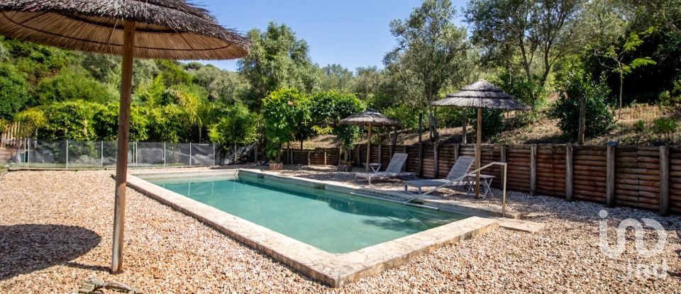 Moradia T3 em Sesimbra (Castelo) de 178 m²